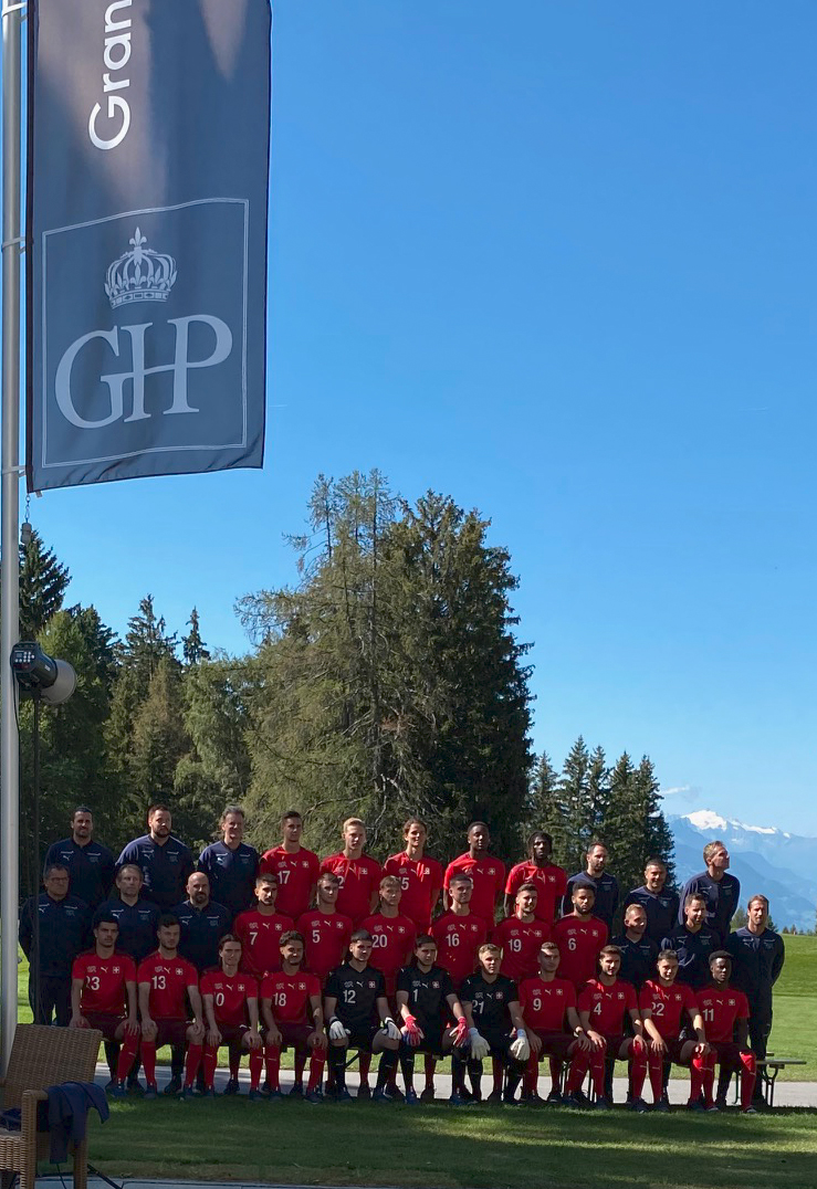 Equipe de foot suisse au Grand Hôtel du Golf & Palace